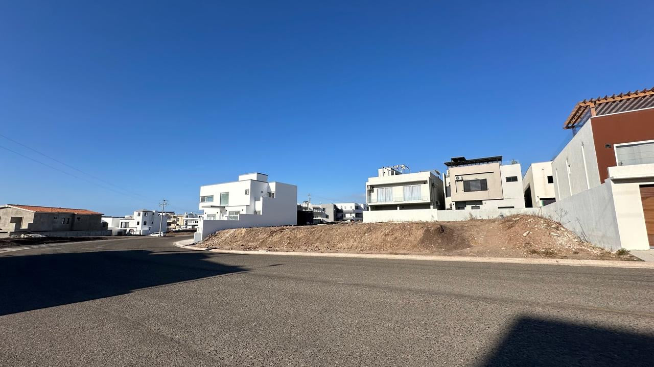 8.TERRENO PUNTAZUL, ROSARITO