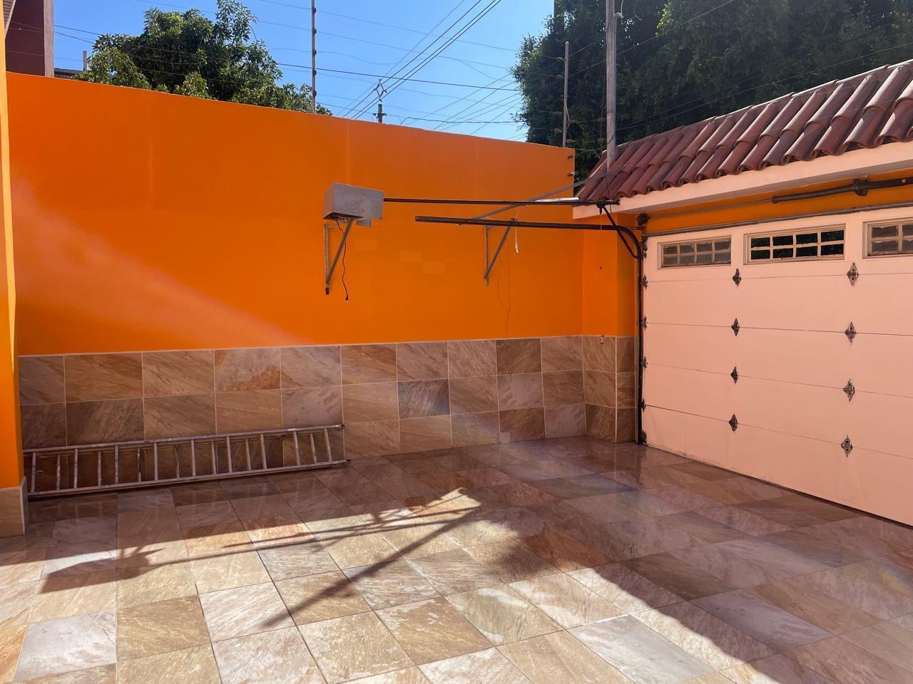 CASA SECCIÓN JARDINES, PLAYAS DE TIJUANA