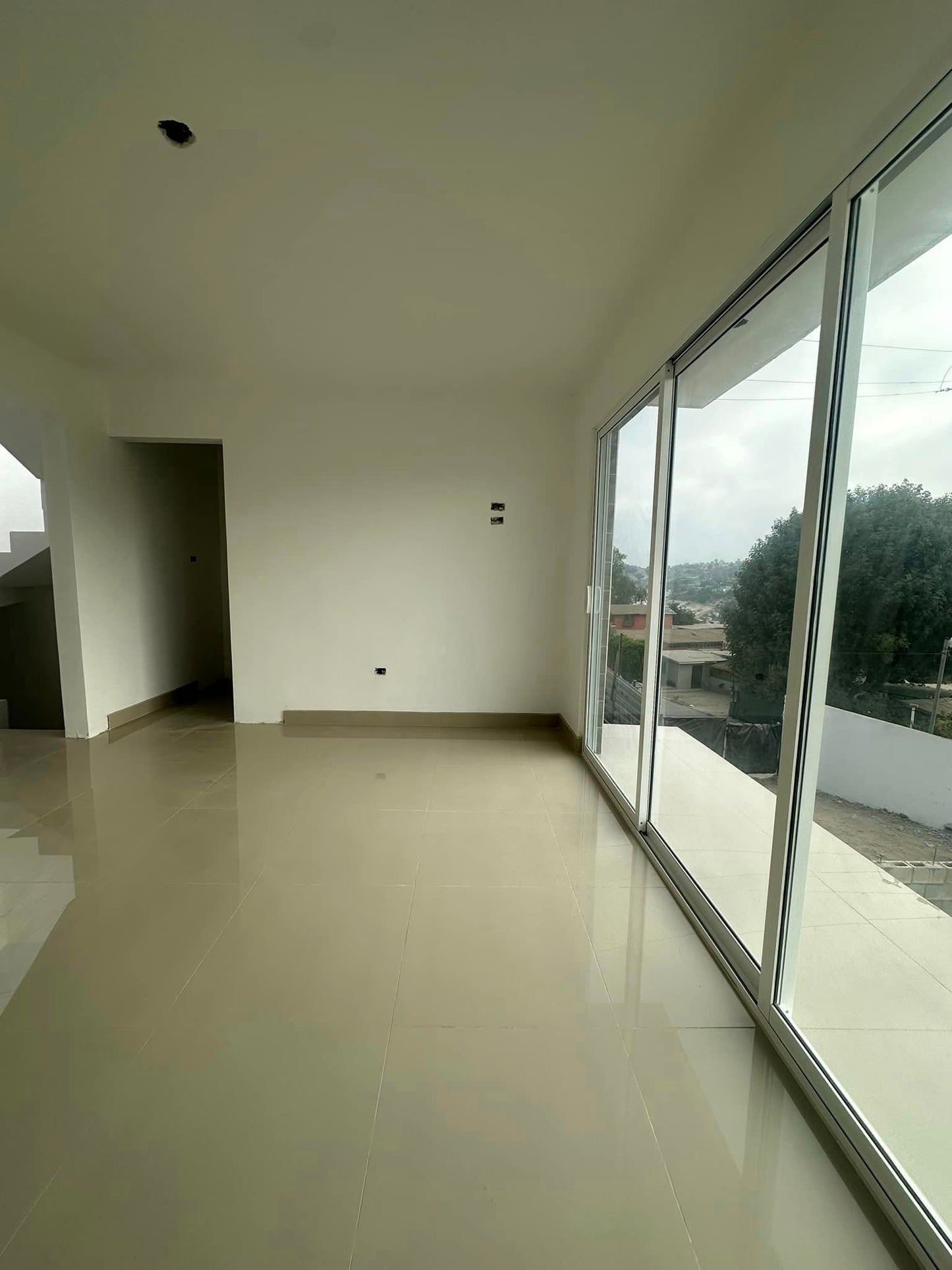 4. CASA EN AGUAJE DE LA TUNA, TIJUANA