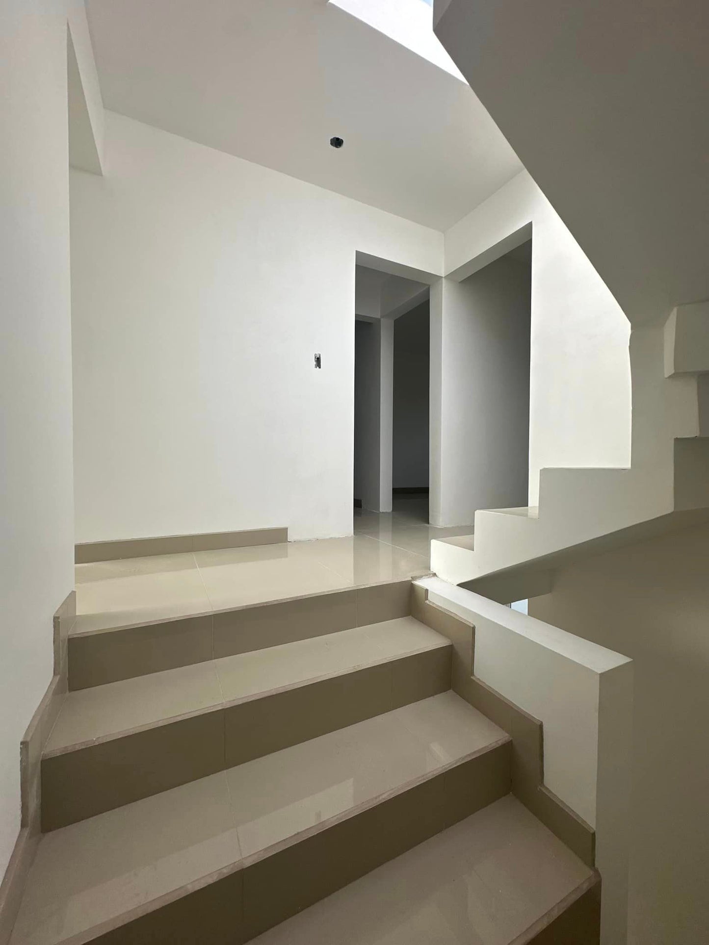 4. CASA EN AGUAJE DE LA TUNA, TIJUANA