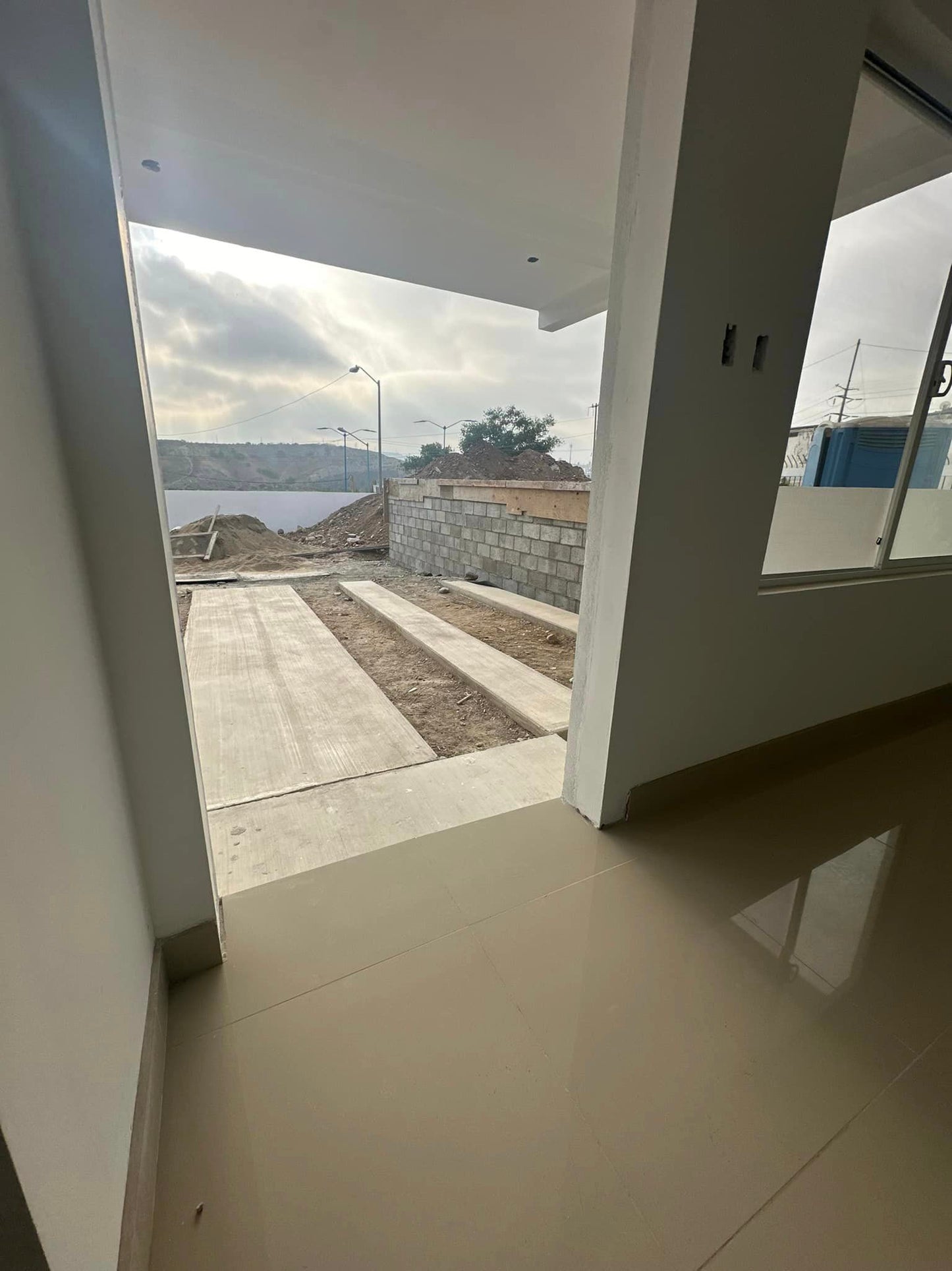 4. CASA EN AGUAJE DE LA TUNA, TIJUANA