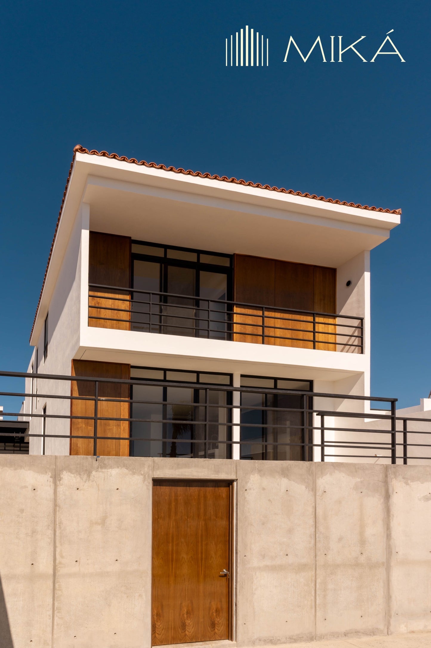 2. CASA EN REAL DEL MAR