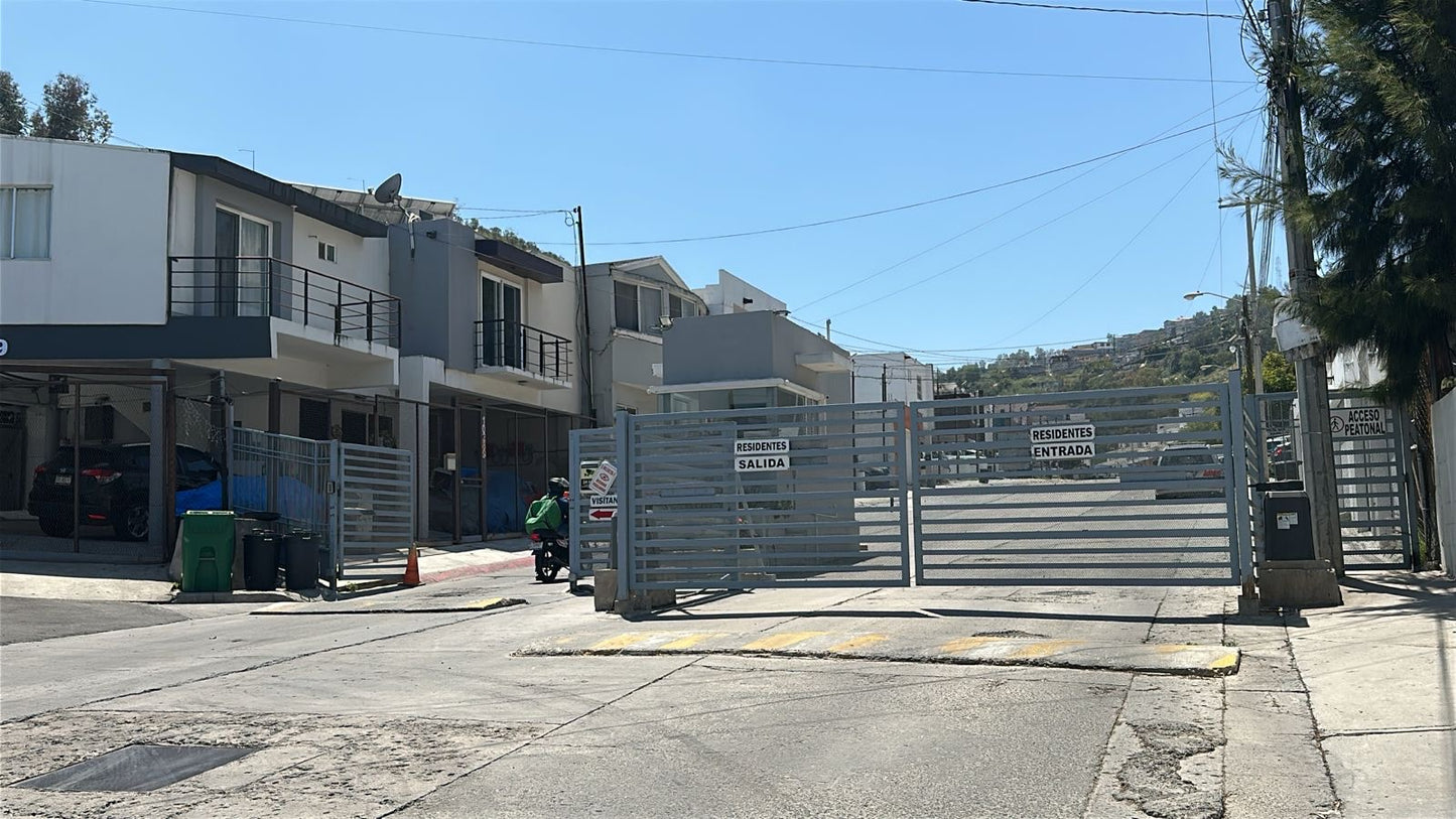 5.CASA EN PRIVADA LOMAS DEL RÍO
