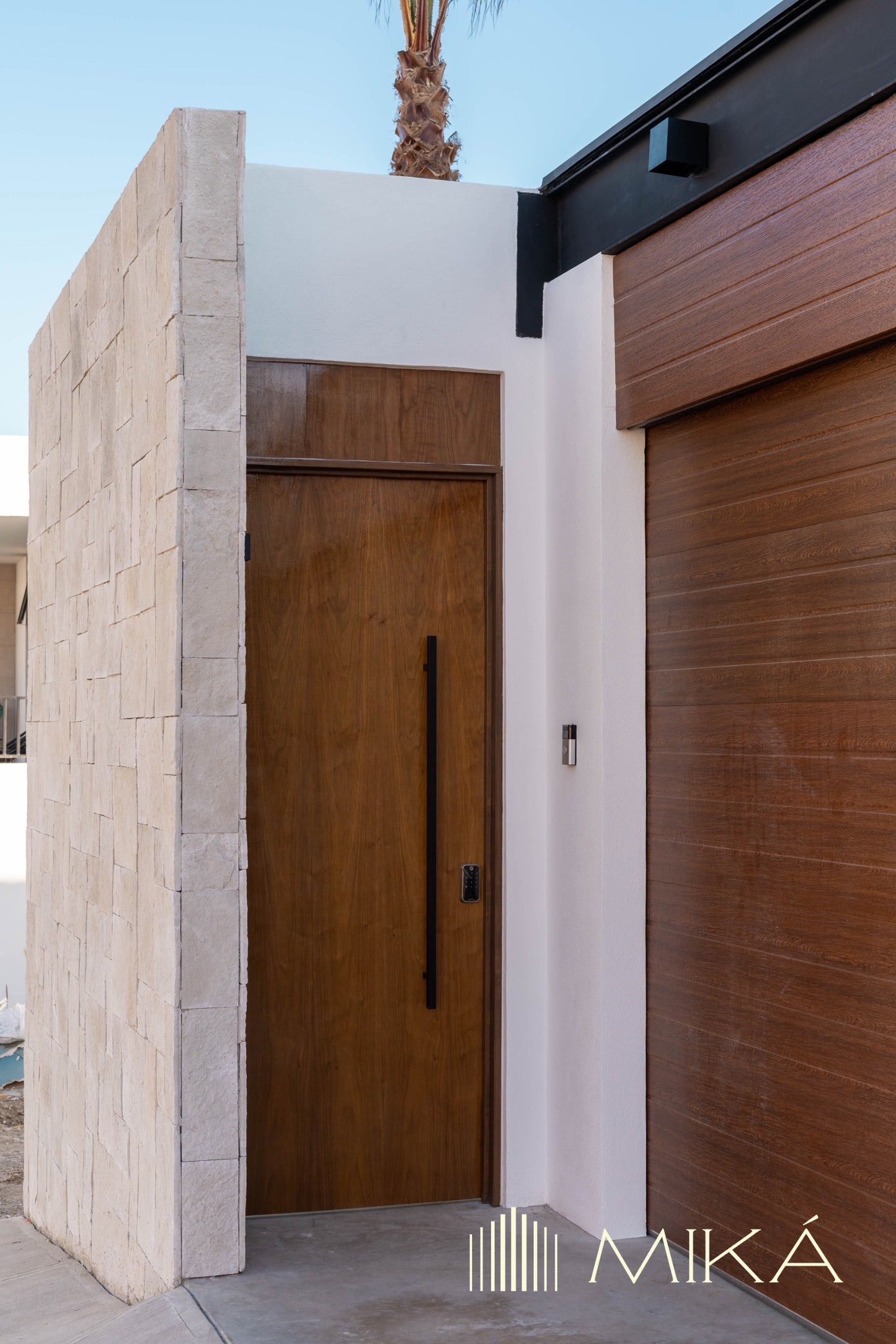 2. CASA EN REAL DEL MAR