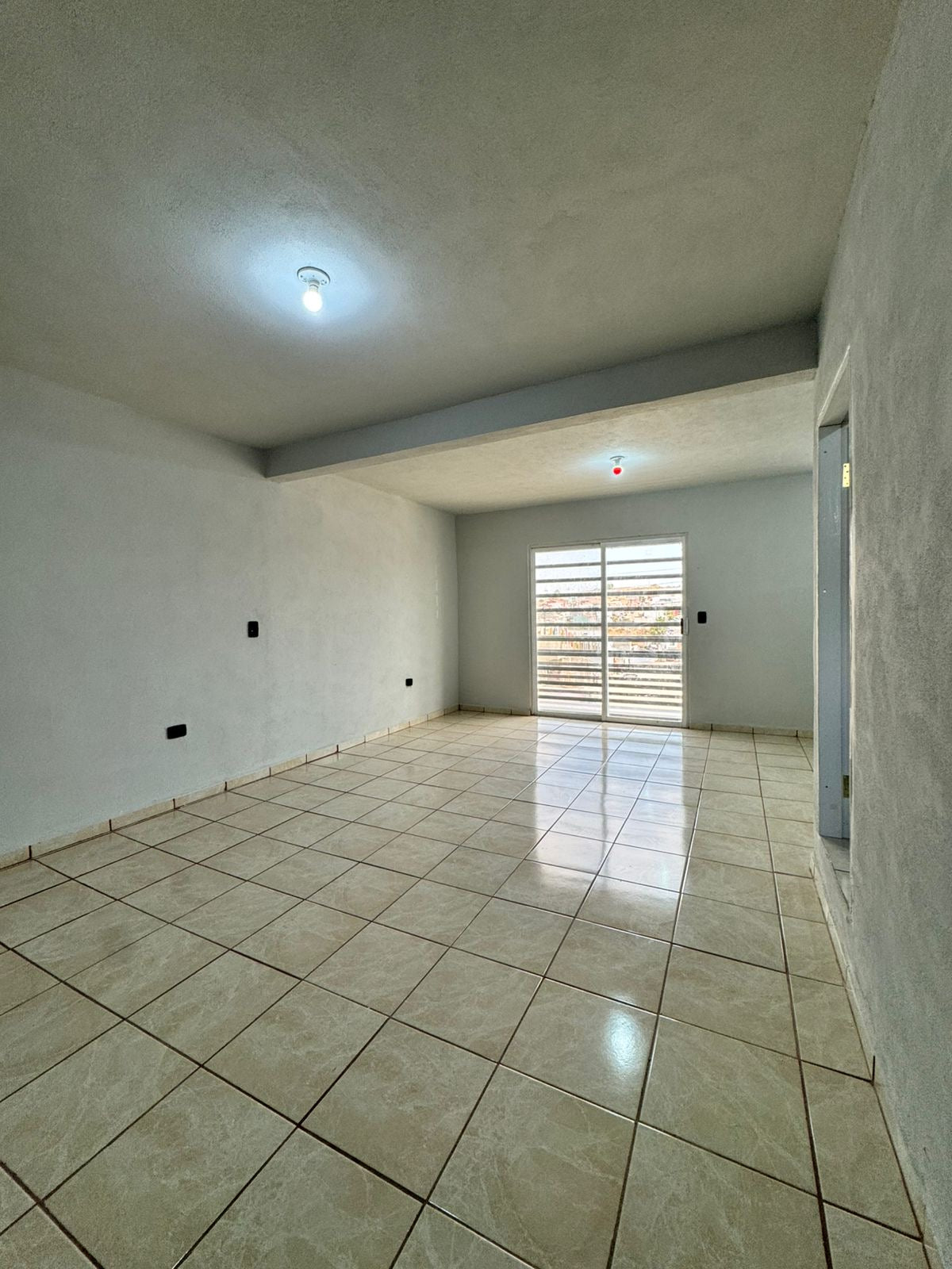 CASA PRADERAS DE LA GLORIA, TIJUANA