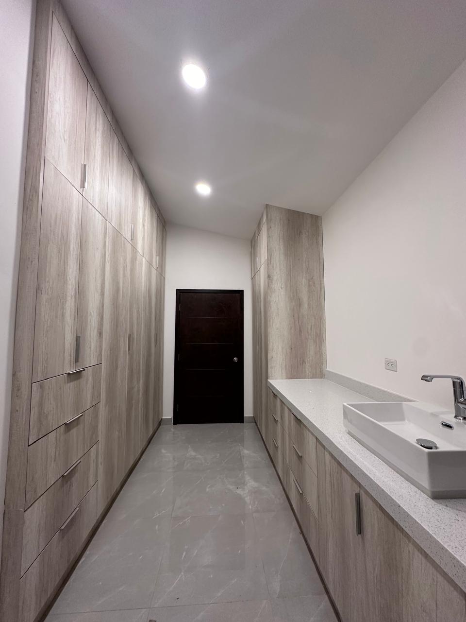 3.CASA EN LEANDRO VALLE, TIJUANA